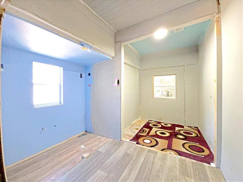 Fort Worth, TX 76164,1209 15th Place