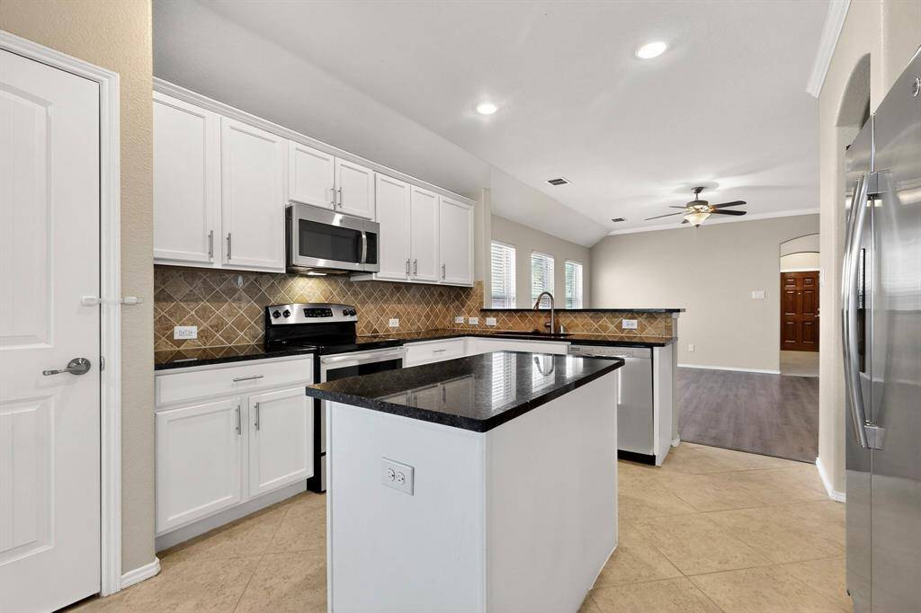 Aubrey, TX 76227,520 Cheyenne Drive