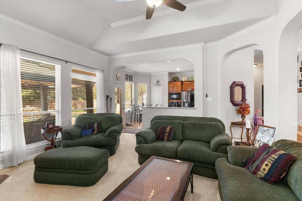 Arlington, TX 76001,8402 Pecan Creek Drive