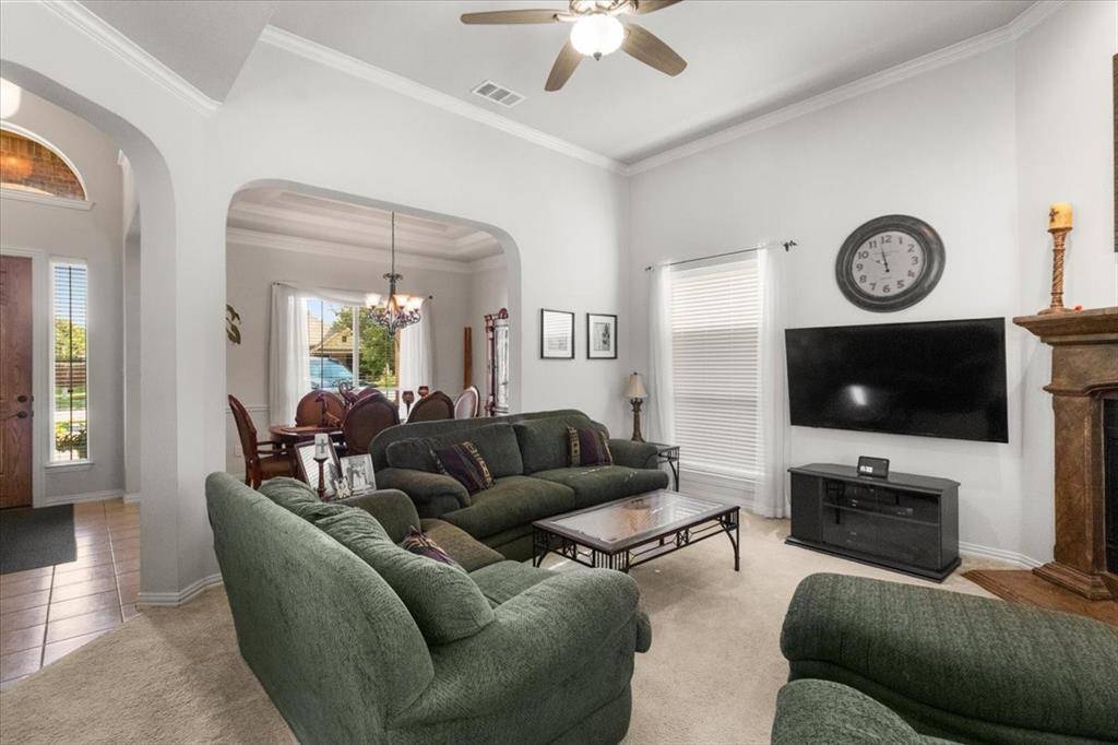 Arlington, TX 76001,8402 Pecan Creek Drive