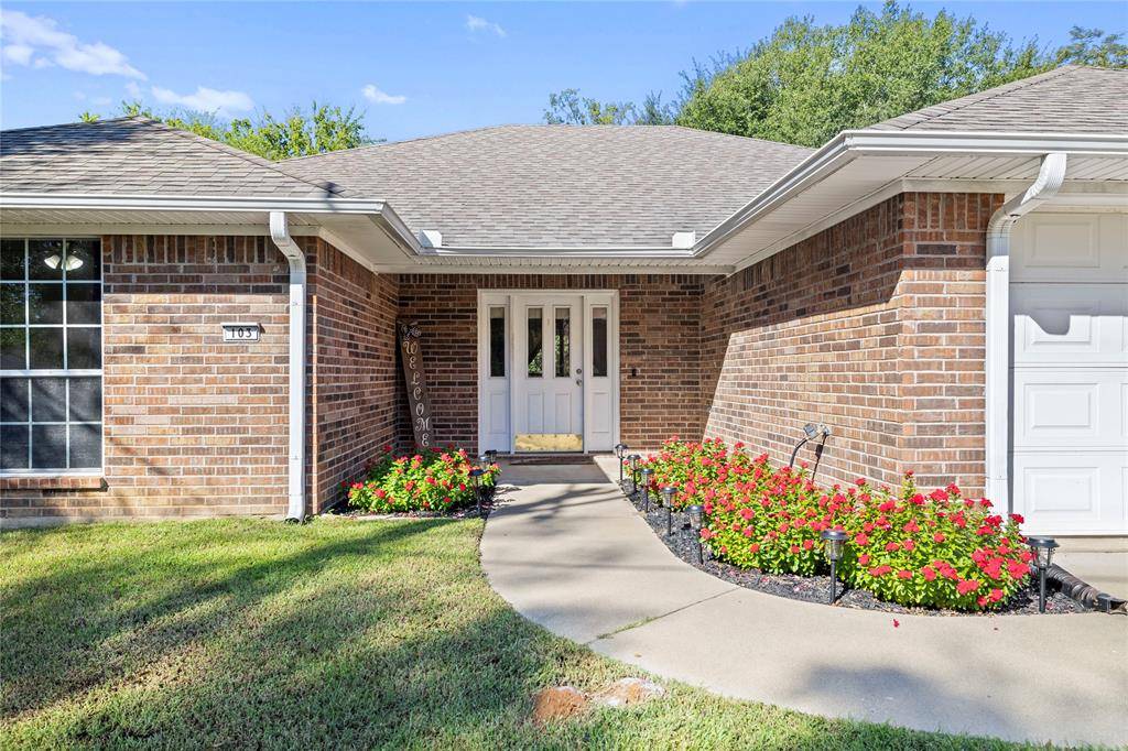 Gladewater, TX 75647,103 Lyle Street