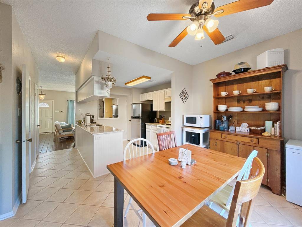 Coppell, TX 75019,214 Samuel Boulevard #1 H