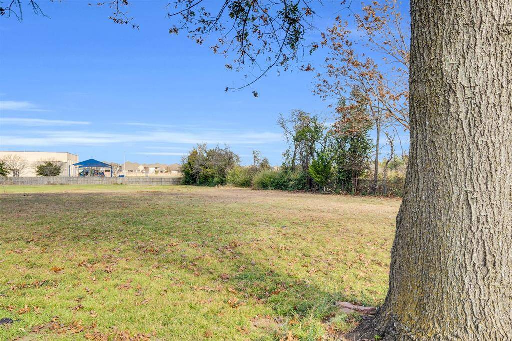 Arlington, TX 76001,3107 Russell Road