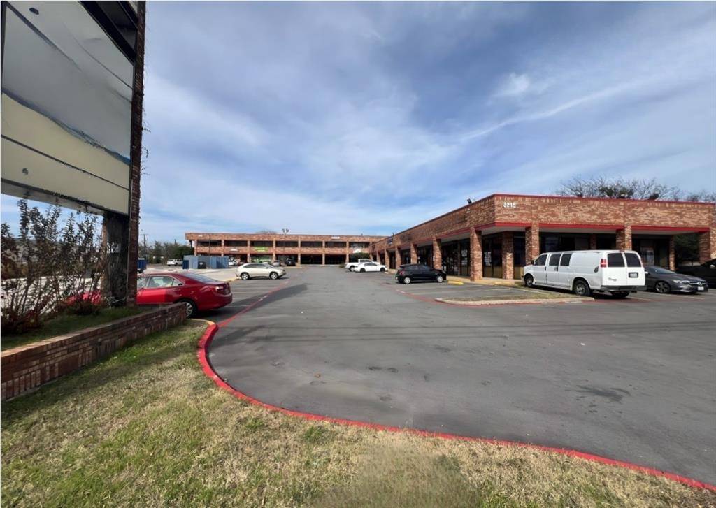 Lancaster, TX 75146,3215 W Pleasant Run Road #106