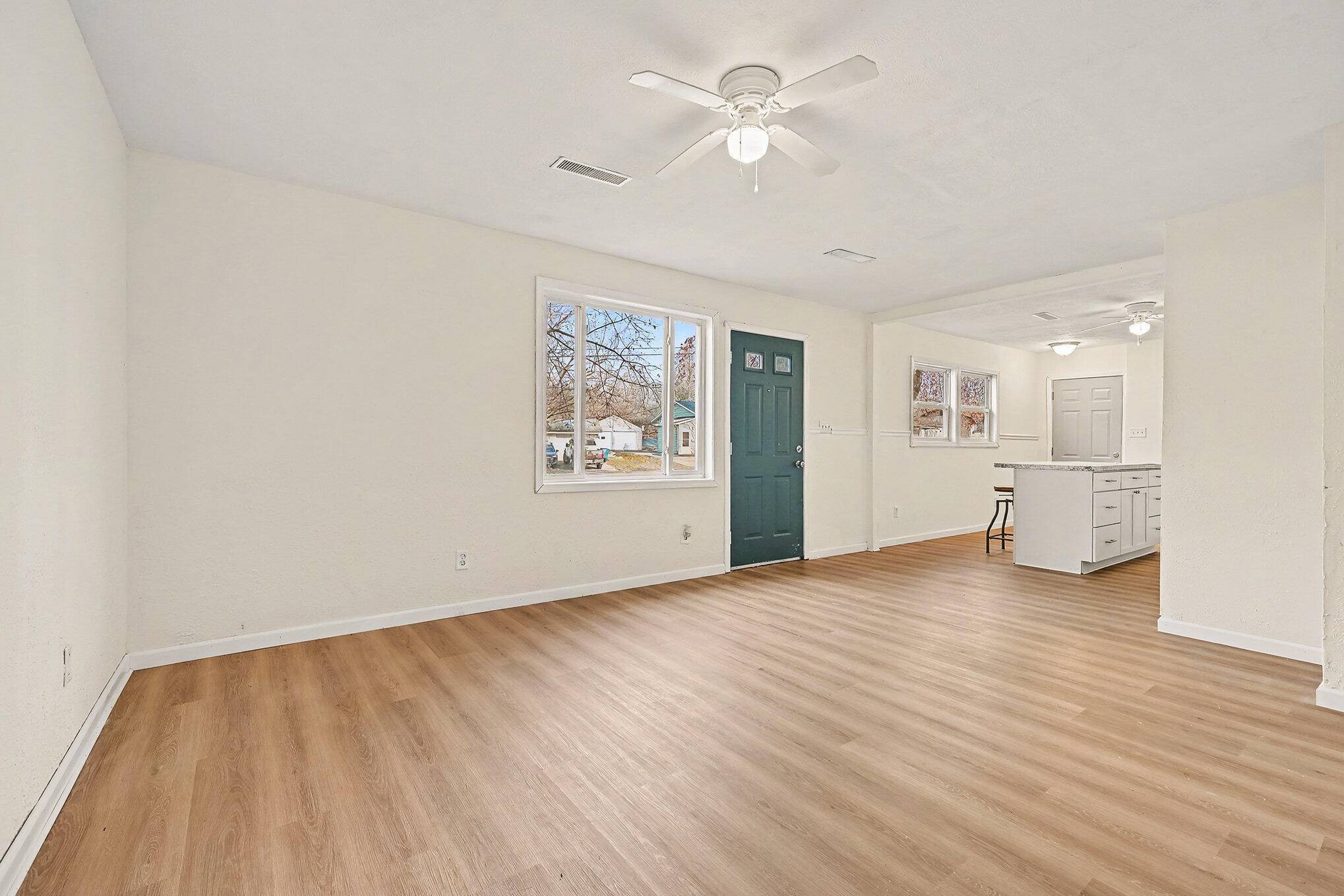 Kalamazoo, MI 49004,1042 Darwood AVE