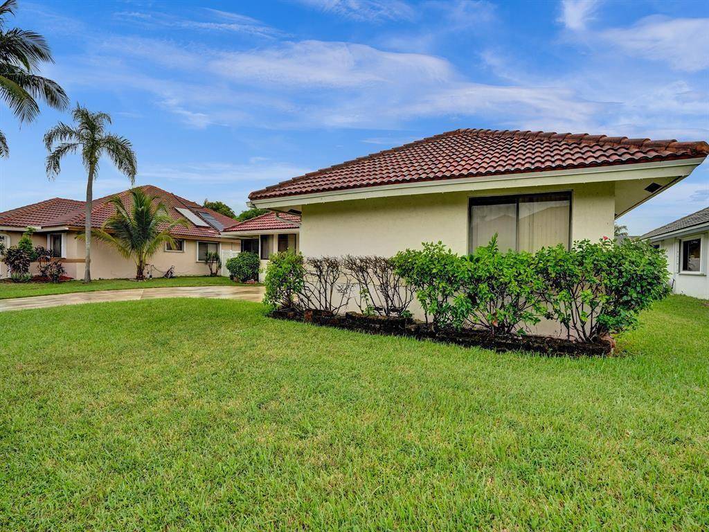 Lauderhill, FL 33319,7380 NW 39th St