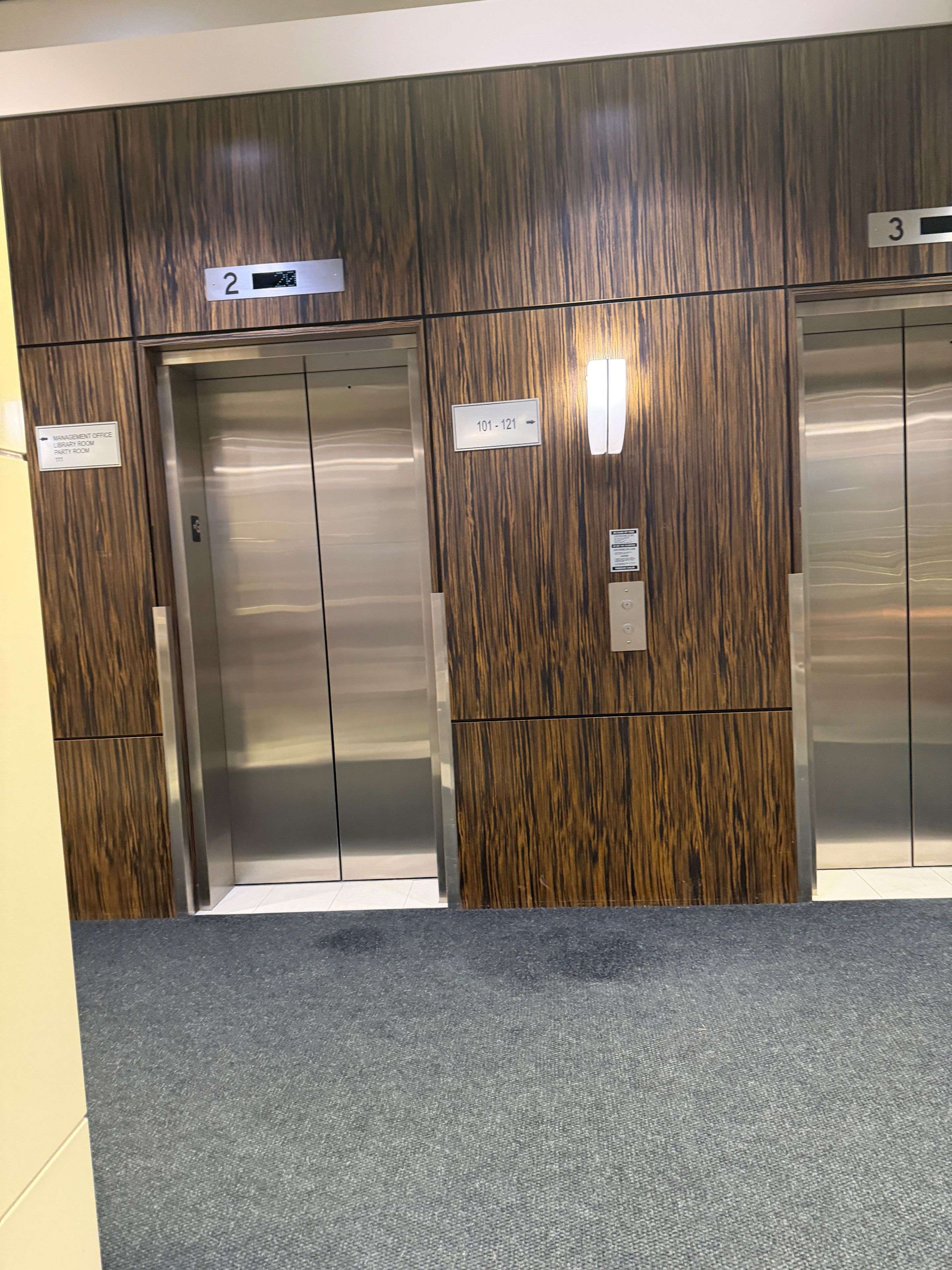 Mississauga, ON L5B 0K6,339 Rathburn RD W #918