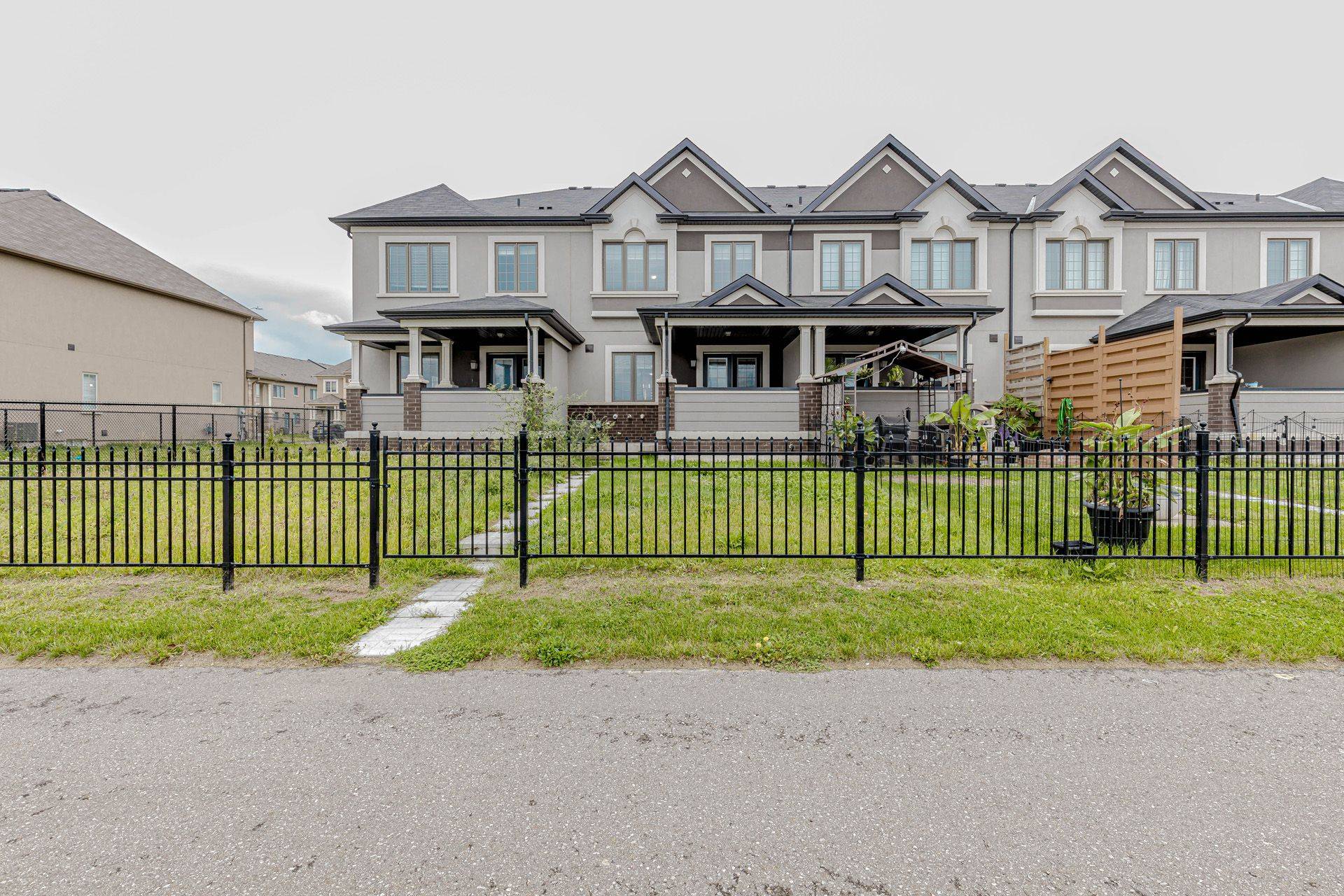 Brant, ON N3L 0J8,138 Flagg AVE