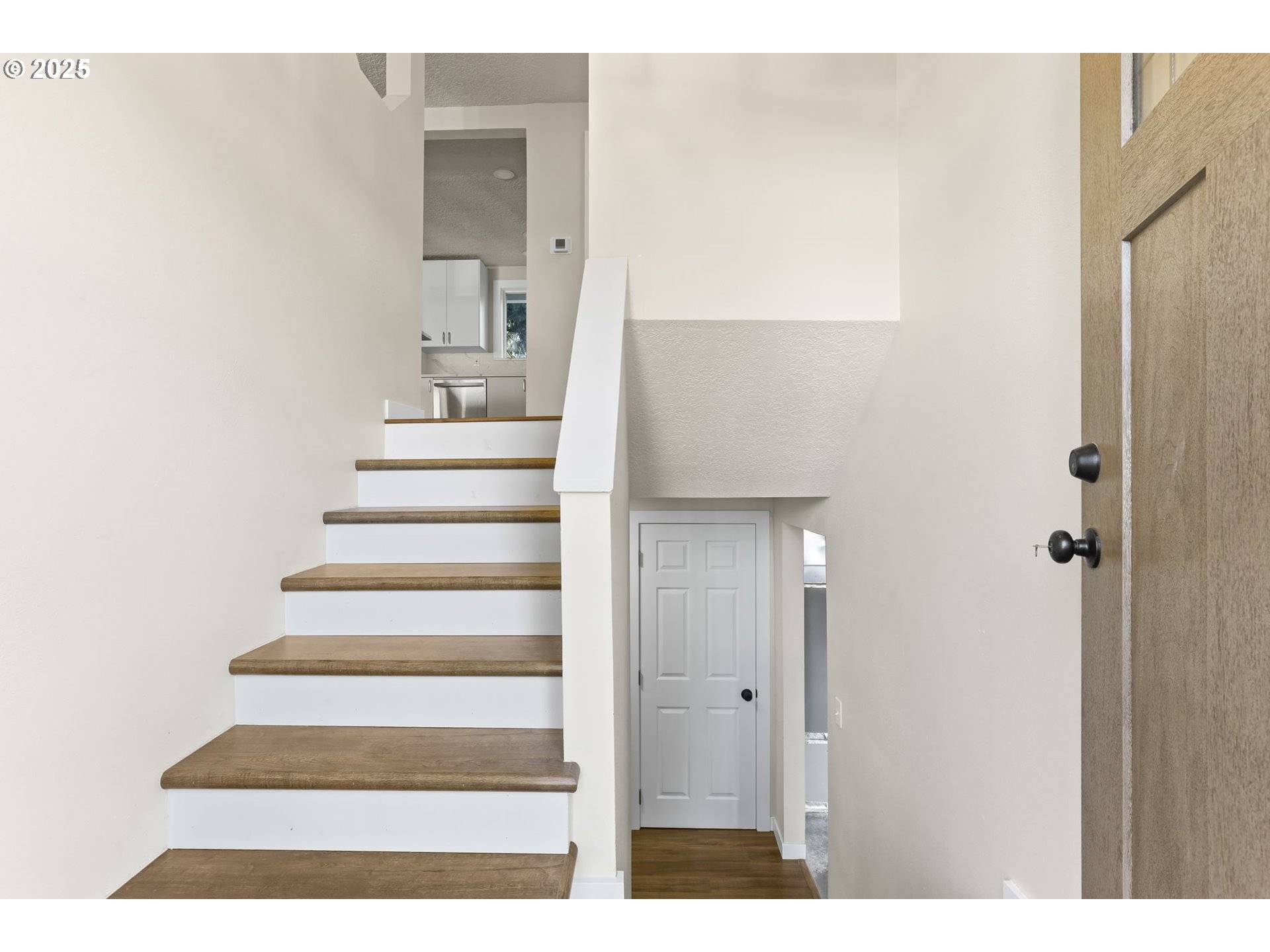 Oregon City, OR 97045,19139 BEDFORD DR