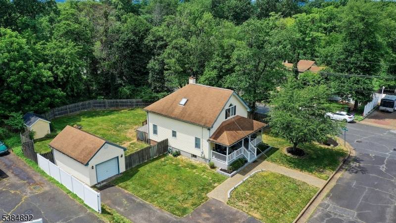 South Plainfield Boro, NJ 07080,1502 Chestnut St