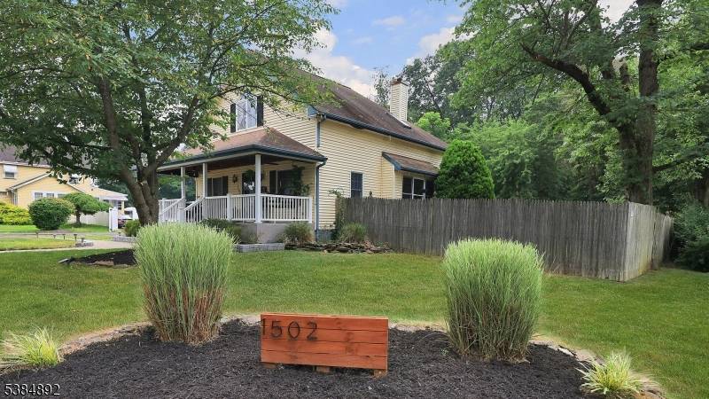 South Plainfield Boro, NJ 07080,1502 Chestnut St