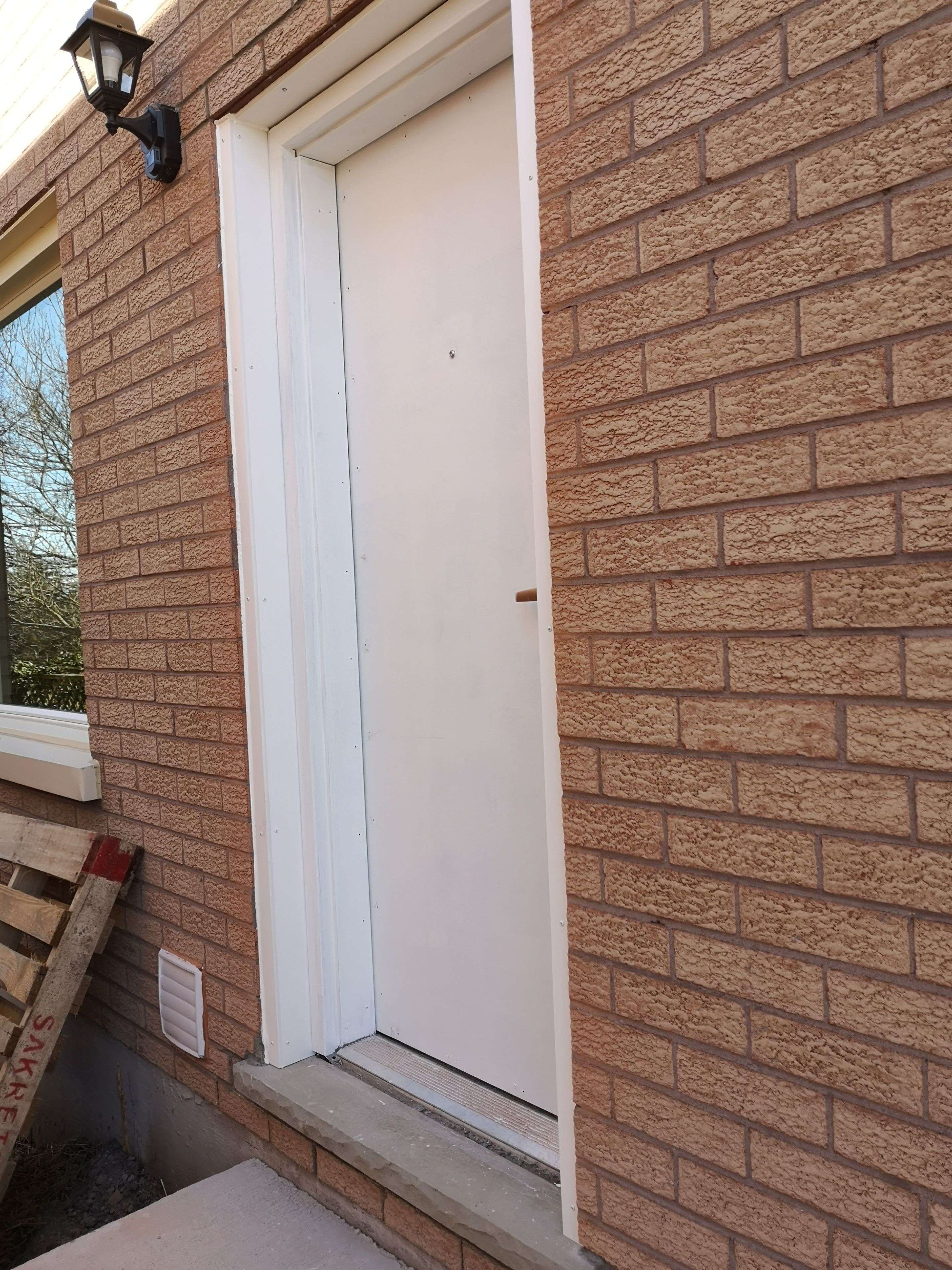 Barrie, ON L4N 7J3,30 Burke DR #BASEMENT