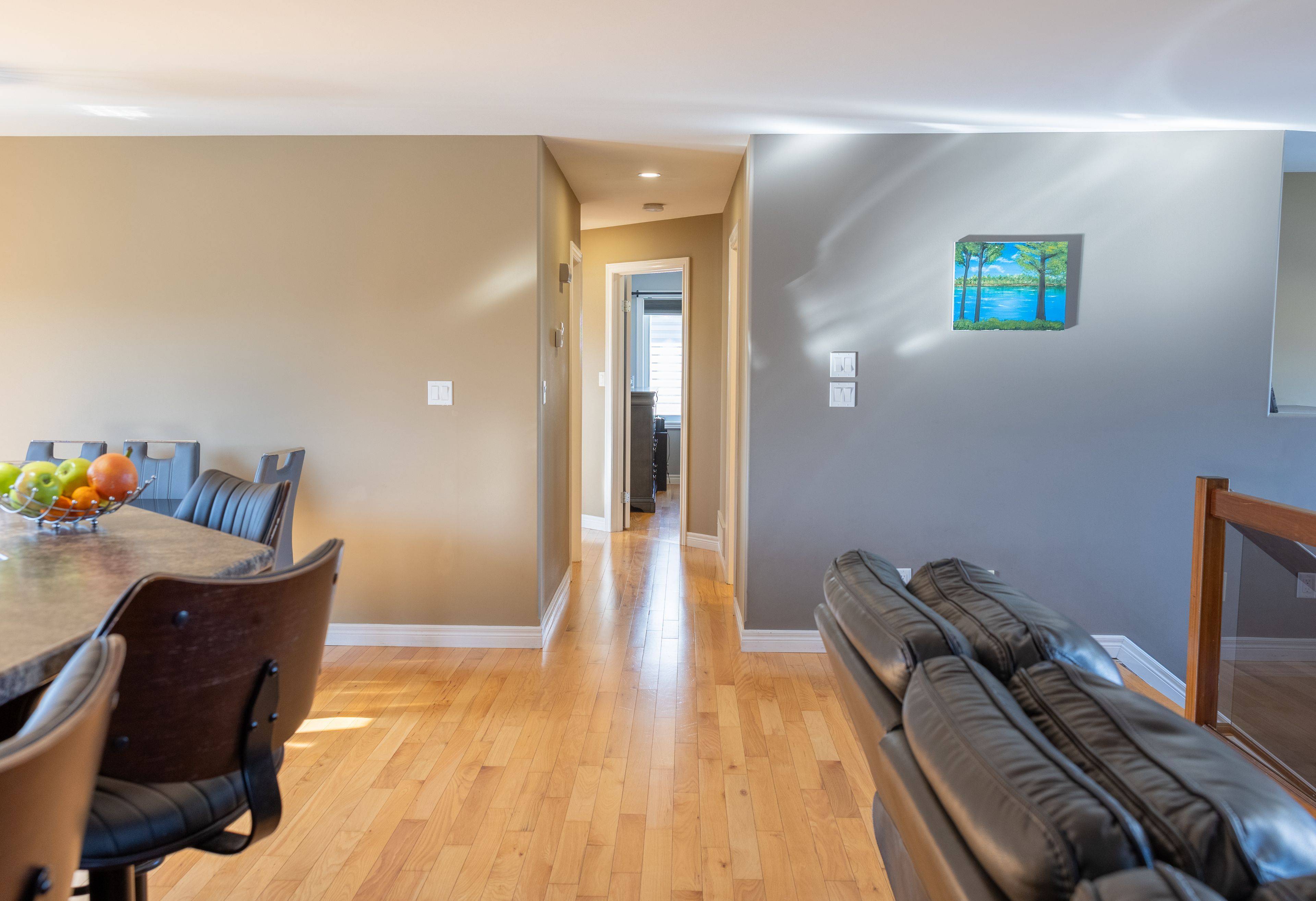 Lakeshore, ON N8L 0R3,1433 Girard DR