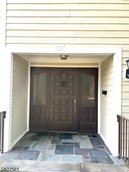 Morris Plains Boro, NJ 07950,23 E Foxwood Dr #E