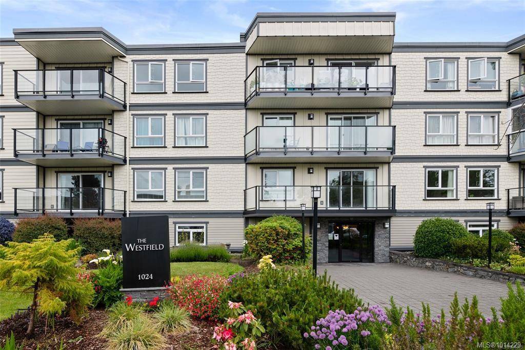 Victoria, BC V8V 3A5,1024 Fairfield Rd #204