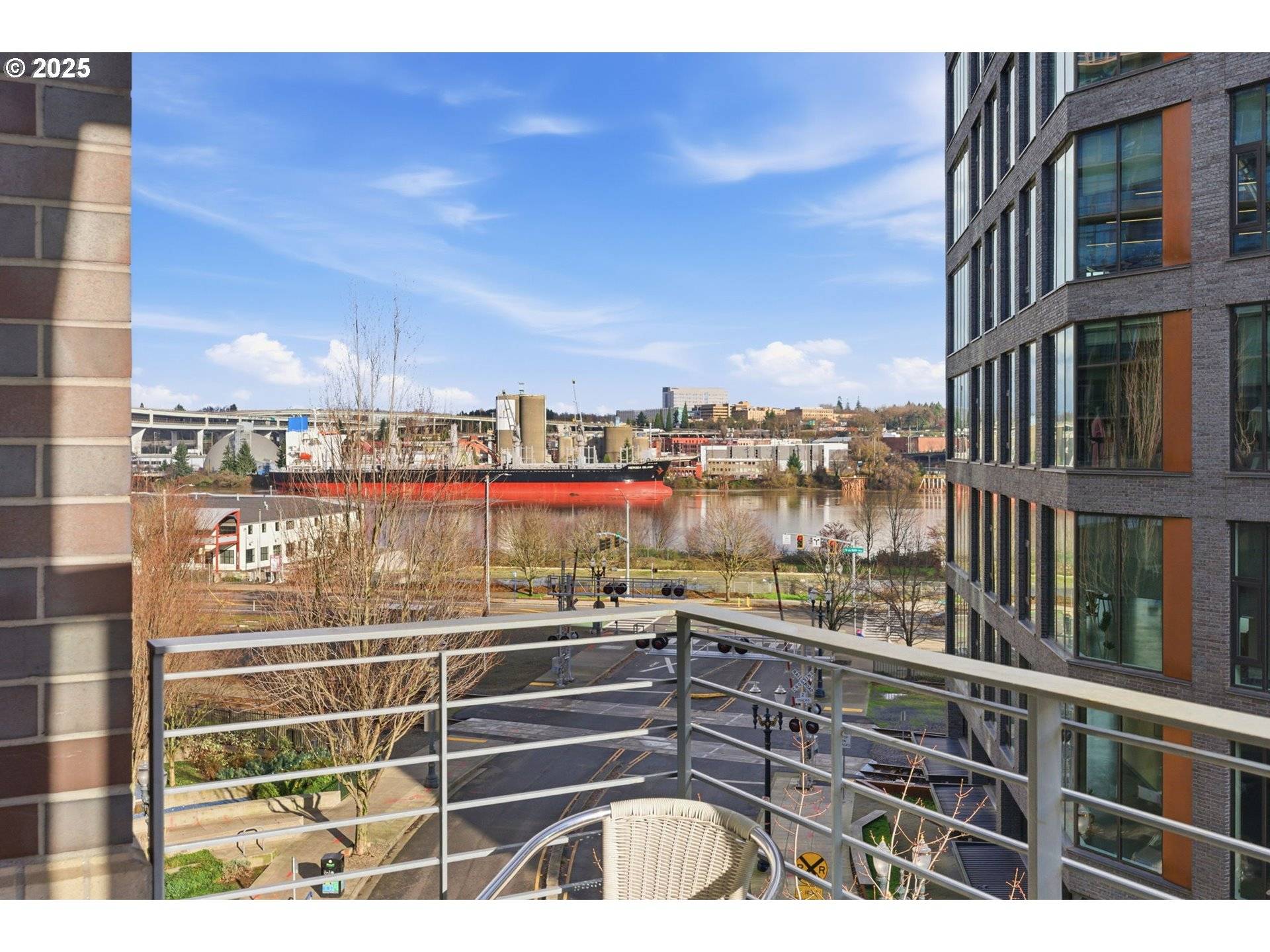 Portland, OR 97209,1255 NW 9TH AVE #411/413