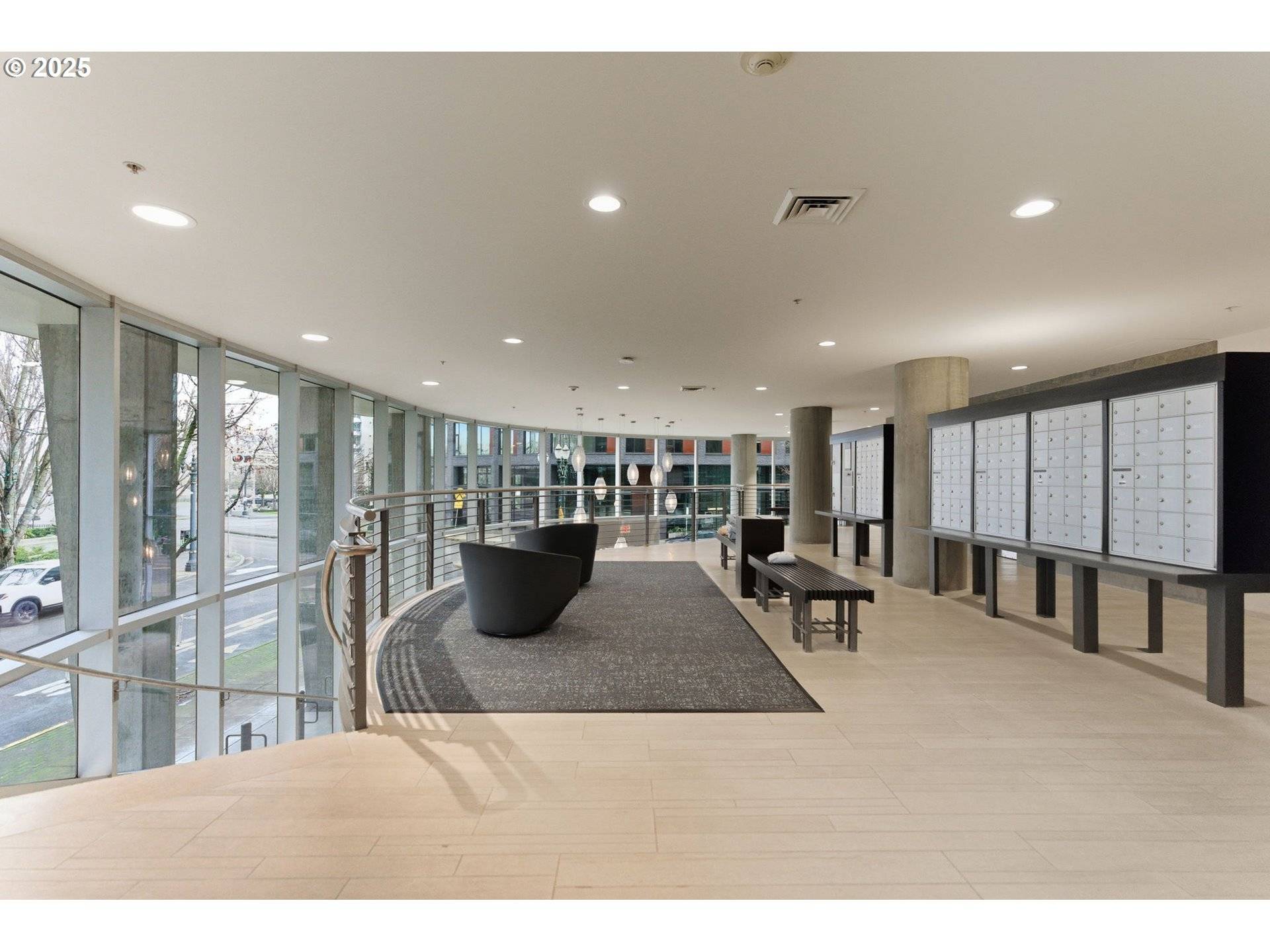 Portland, OR 97209,1255 NW 9TH AVE #411/413