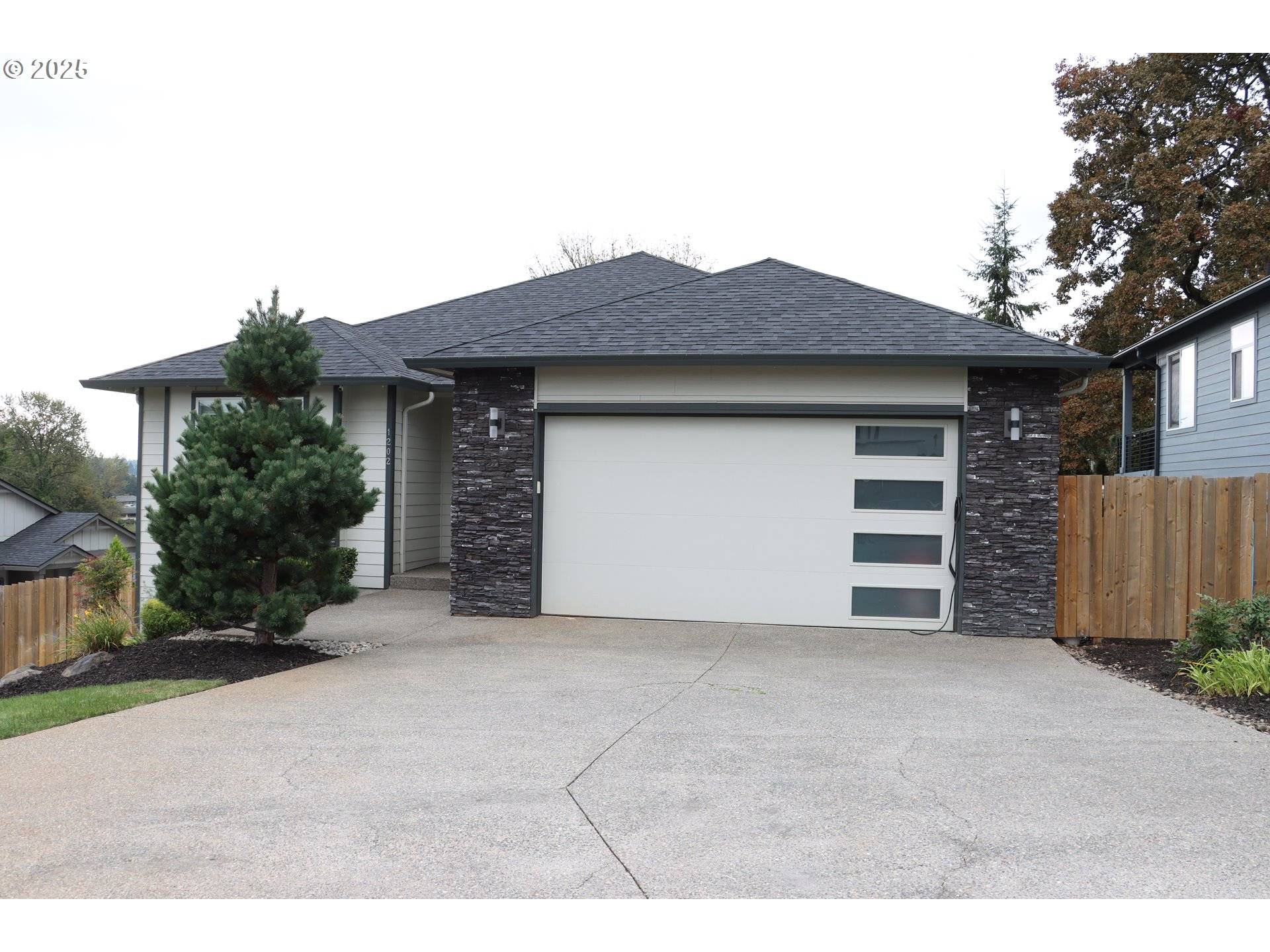 La Center, WA 98629,1202 W AVOCET PL