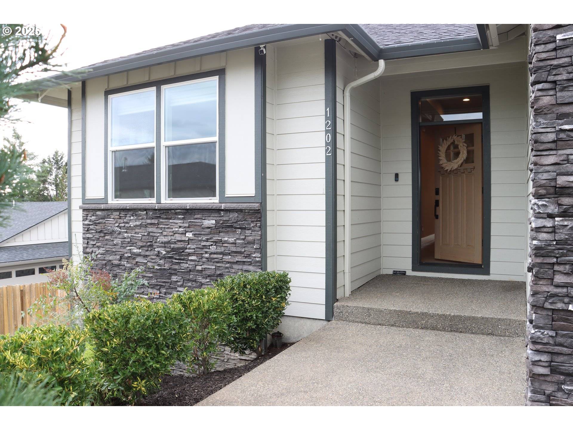 La Center, WA 98629,1202 W AVOCET PL