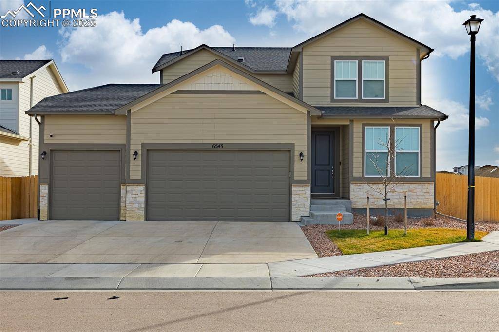 Colorado Springs, CO 80925,6543 Kit Fox CT