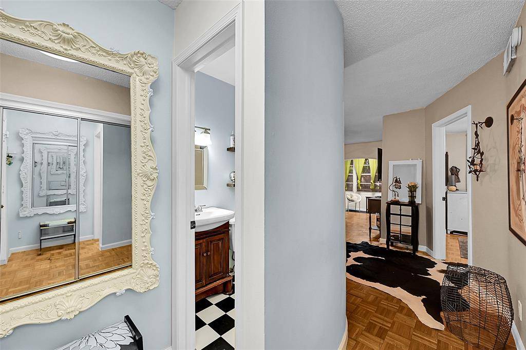 Fort Lauderdale, FL 33308,2200 NE 66th St #1408