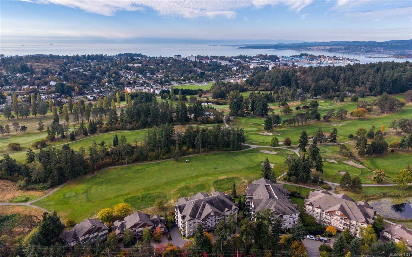 Esquimalt, BC V9A 7R1,1115 Craigflower Rd #403C