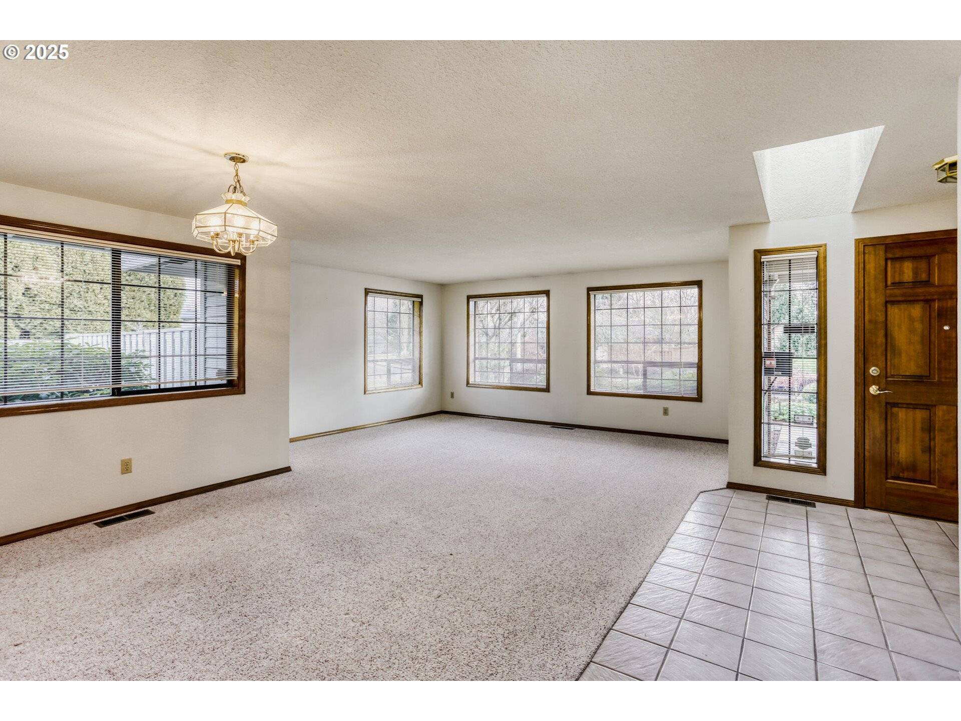 Hillsboro, OR 97124,1621 NE GREENSWORD DR