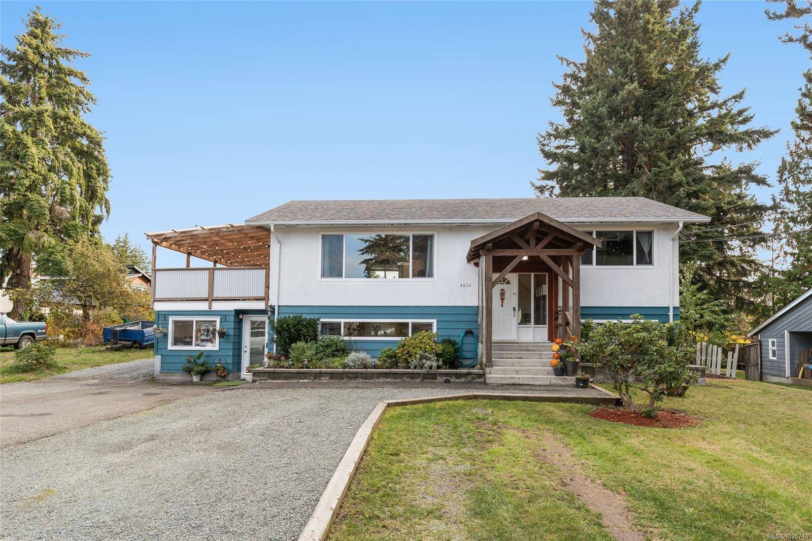 Nanaimo, BC V9T 2N1,5523 Fernandez Pl