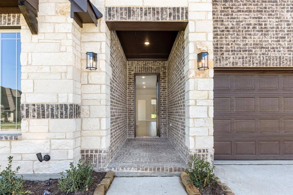 Glenn Heights, TX 75154,128 Rosewood Drive