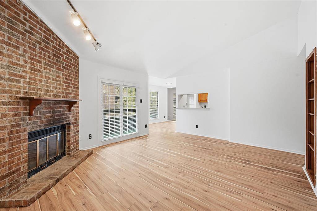 Arlington, TX 76011,1104 Riverchase Lane #203