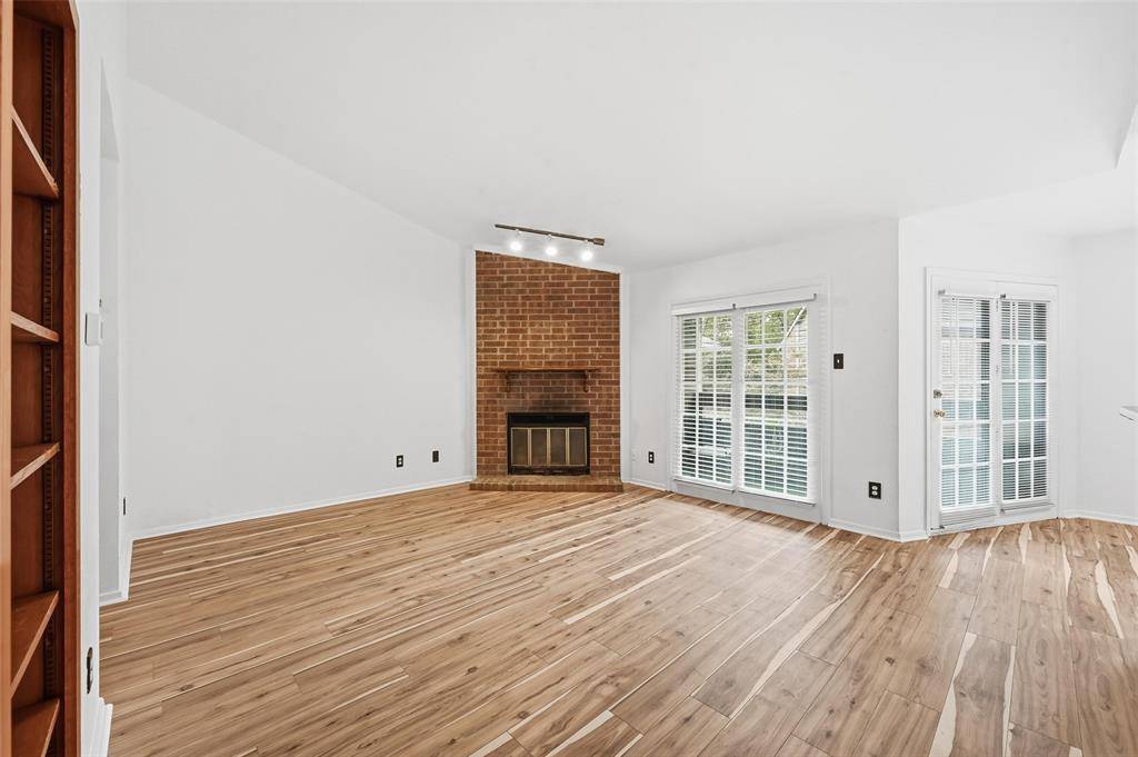 Arlington, TX 76011,1104 Riverchase Lane #203