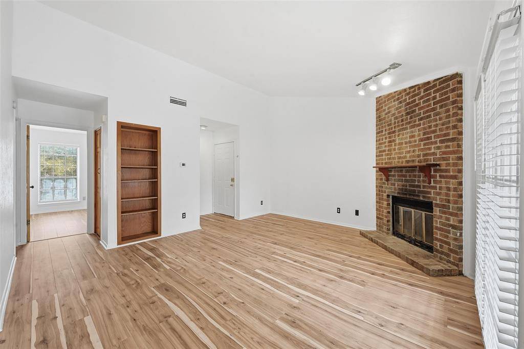 Arlington, TX 76011,1104 Riverchase Lane #203