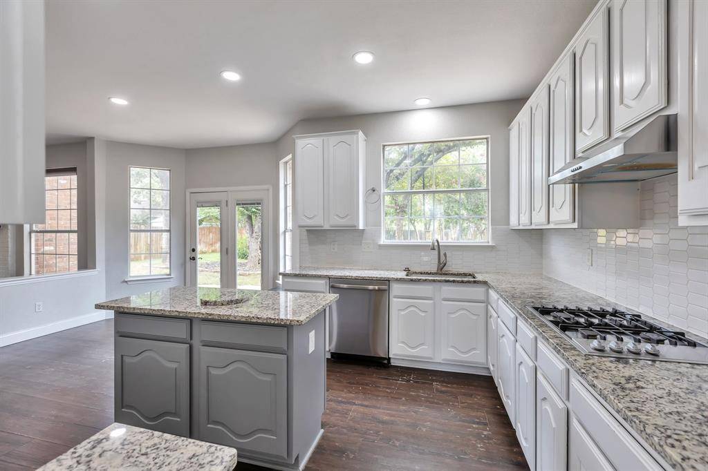 Bedford, TX 76021,3825 Misty Glen Court