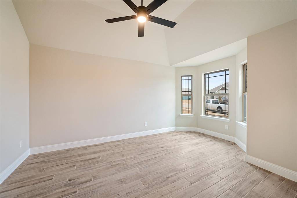 Tioga, TX 76271,612 Kyle Drive