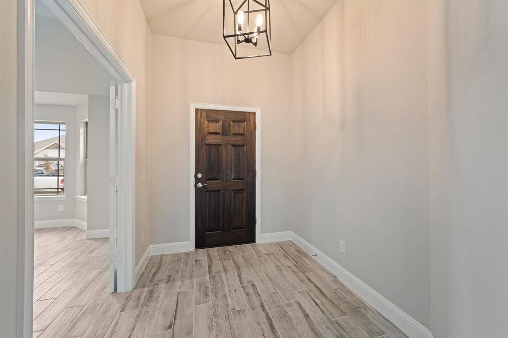 Tioga, TX 76271,612 Kyle Drive