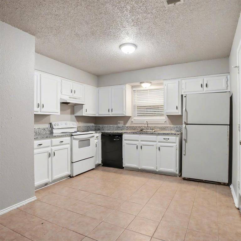 Denton, TX 76201,2511 W Prairie Street