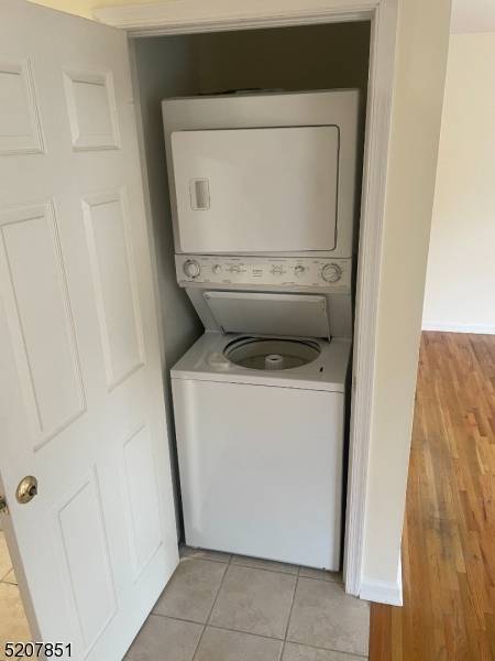 Westfield Town, NJ 07090,1527 Lamberts Mill Rd #1A