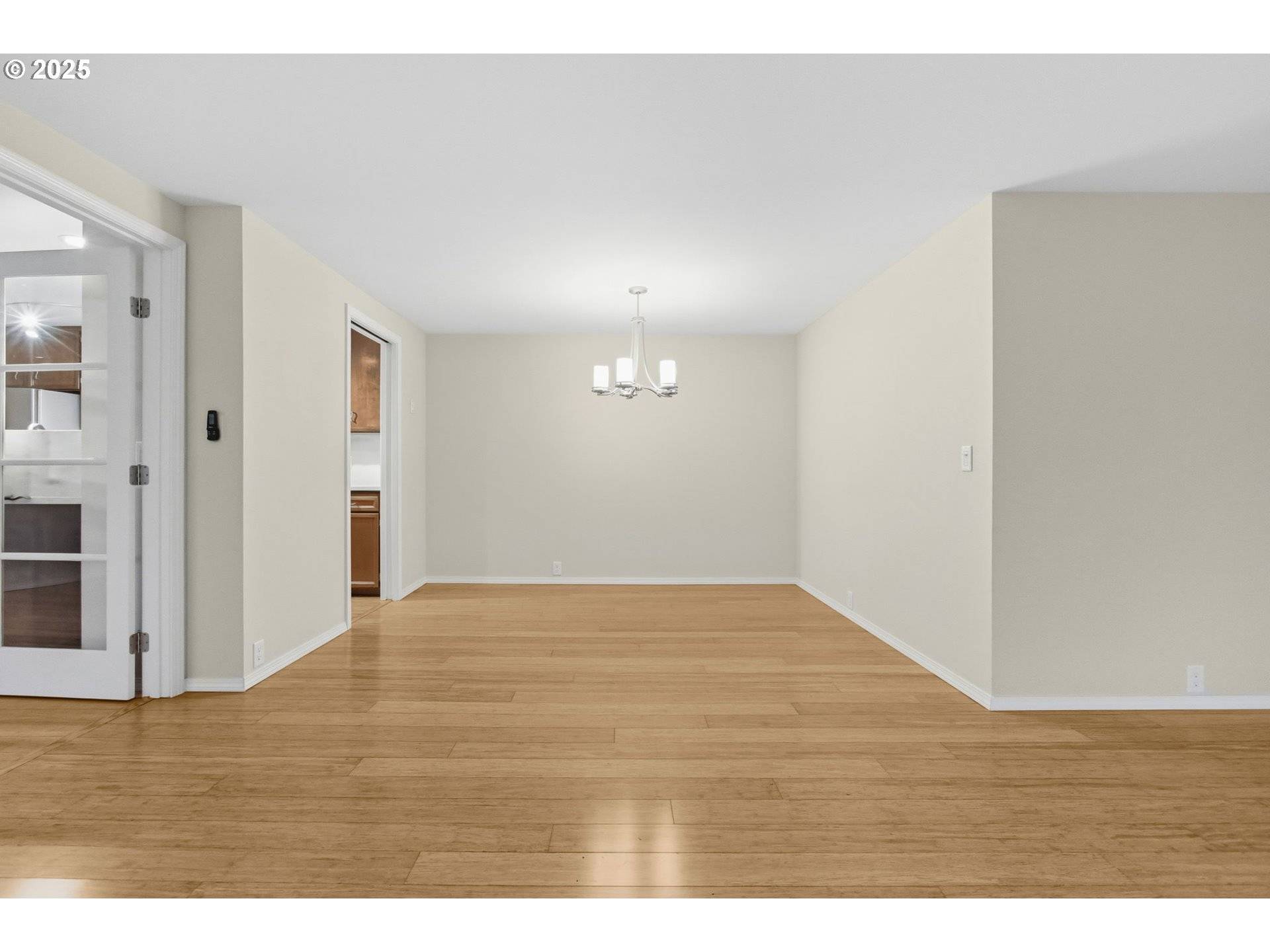 Eugene, OR 97405,17 WESTBROOK WAY