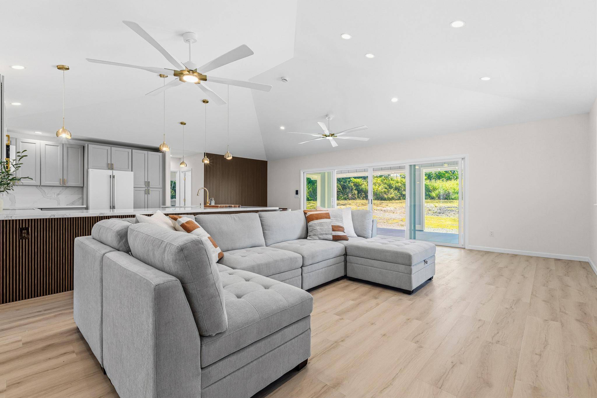 Keaau, HI 96749,15-1944 4TH AVE