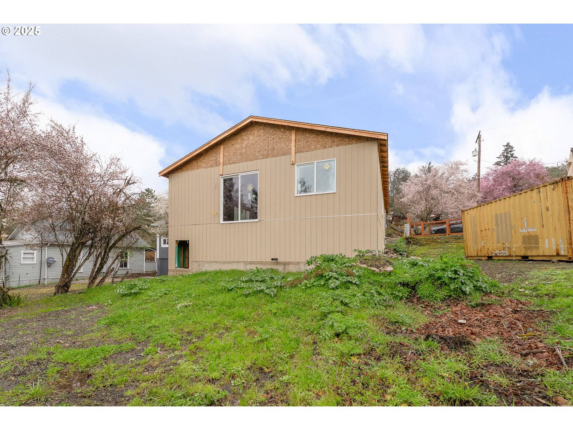 Roseburg, OR 97470,248 SE PITZER ST
