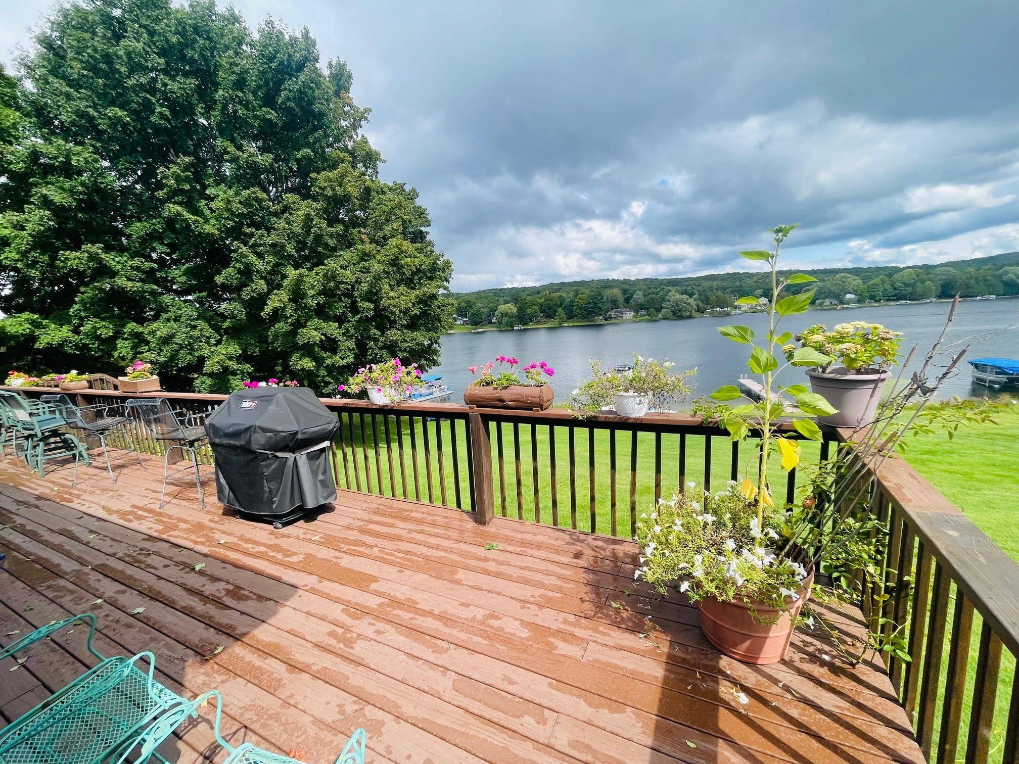 Central Lake, MI 49622,7861 Bradford