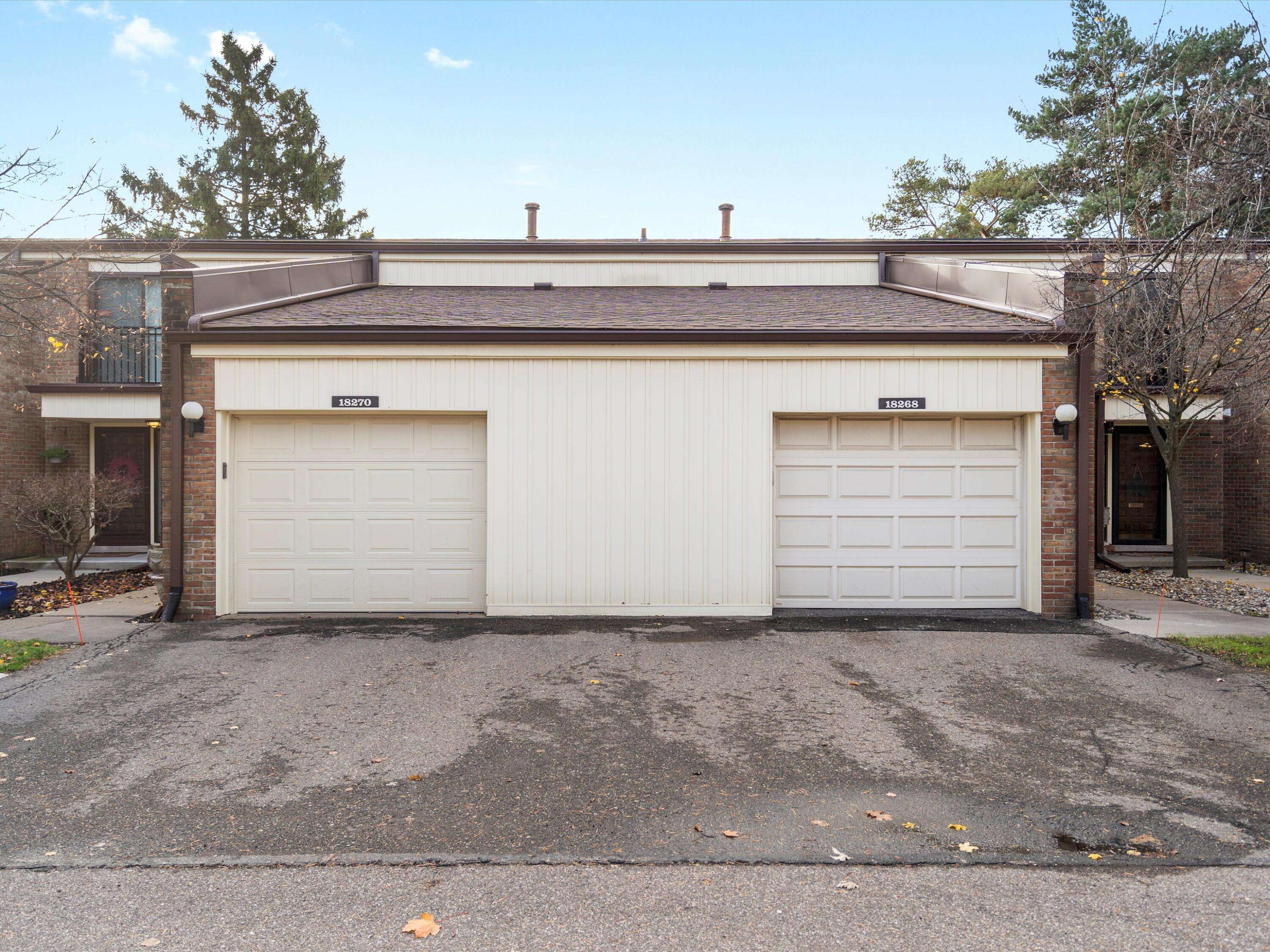 Livonia, MI 48152,18270 University Park DR