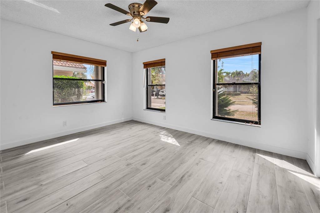 Boca Raton, FL 33433,7619 Silver Woods Ct