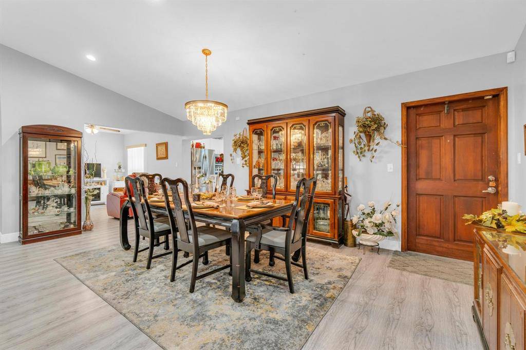 Palmetto Bay, FL 33157,18201 SW 87th Ave