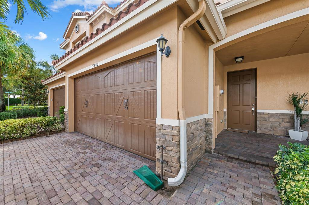 Parkland, FL 33076,10810 NW 74TH DR