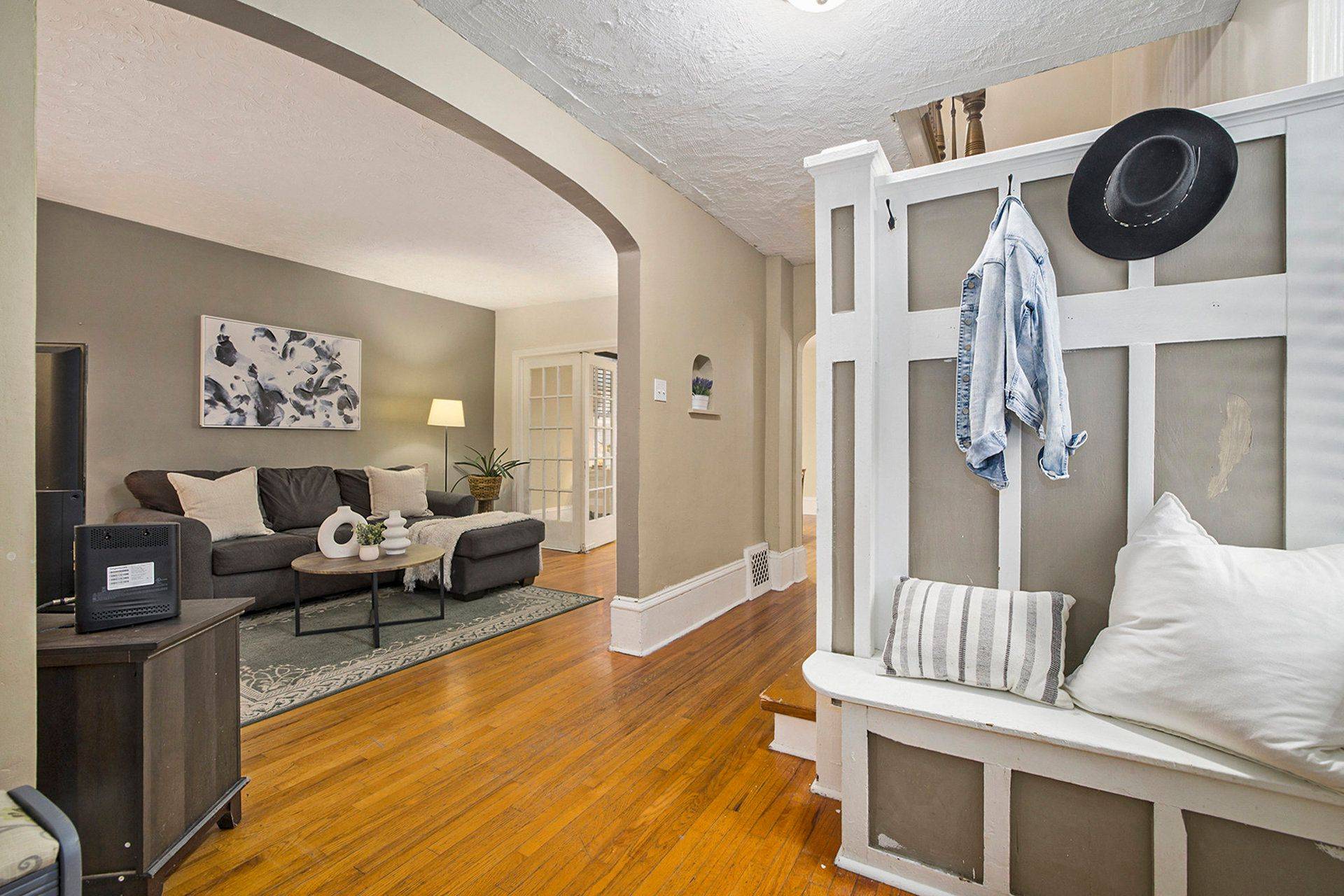 Smiths Falls, ON K7A 3P1,17 Elmsley ST