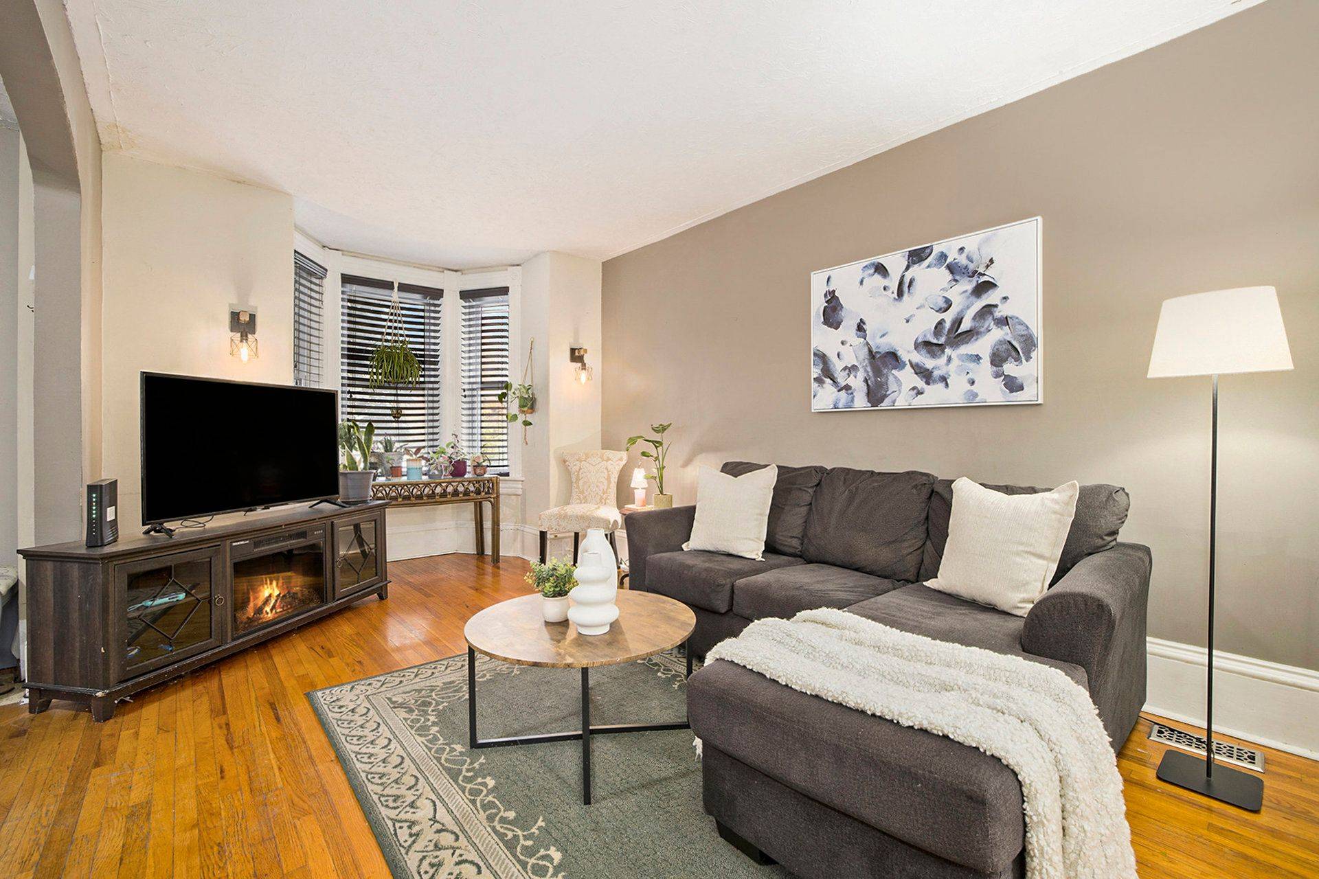 Smiths Falls, ON K7A 3P1,17 Elmsley ST