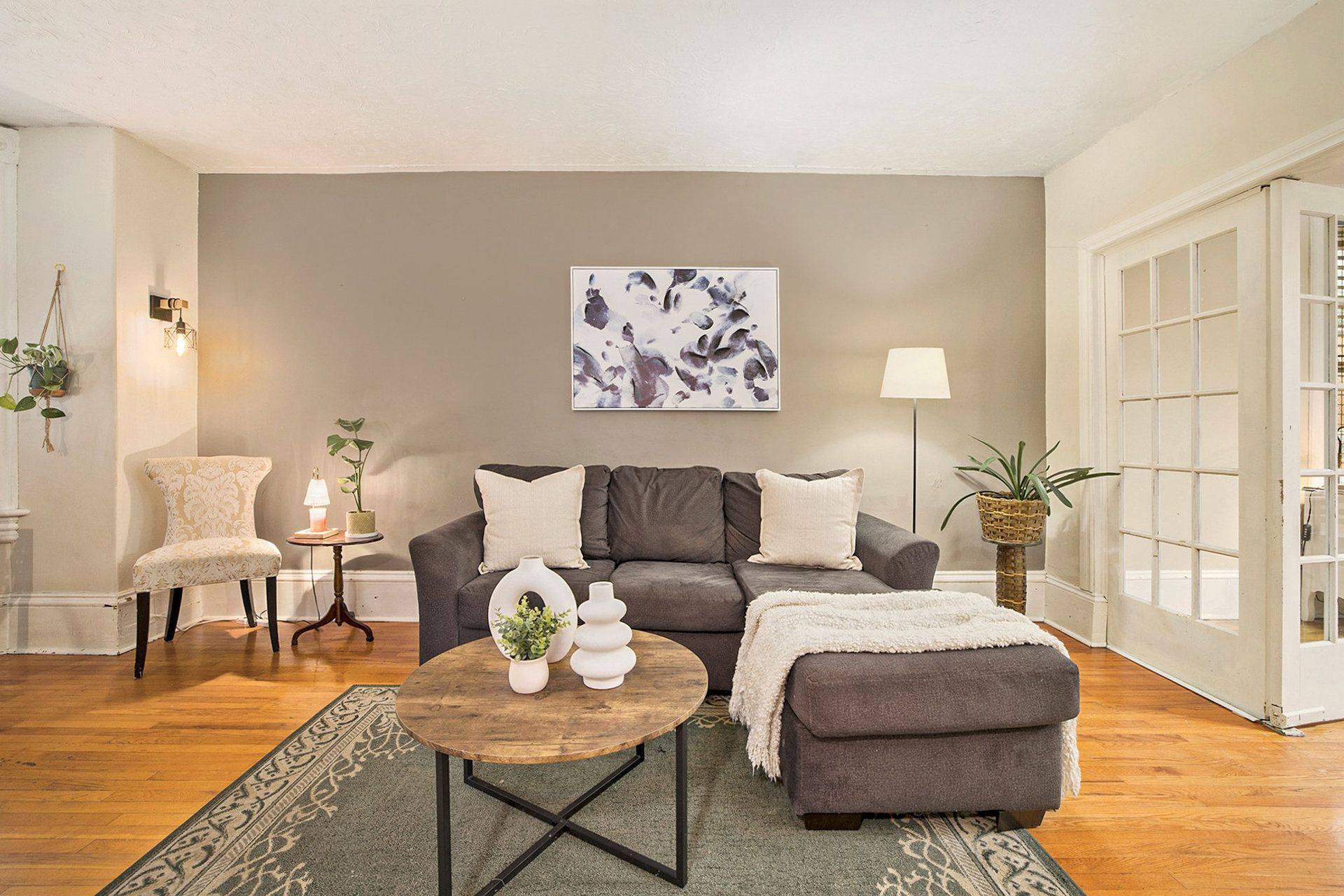 Smiths Falls, ON K7A 3P1,17 Elmsley ST