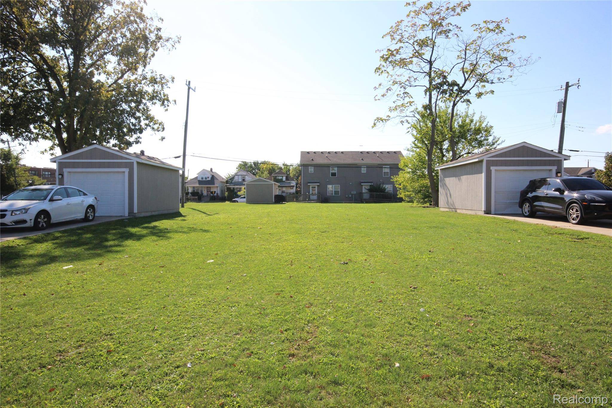 Detroit, MI 48215,3691 Alter RD