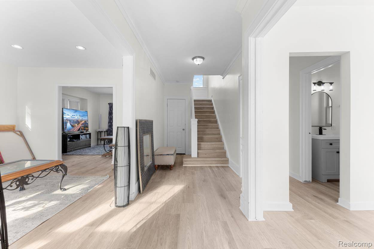 Detroit, MI 48206,1936 Atkinson ST